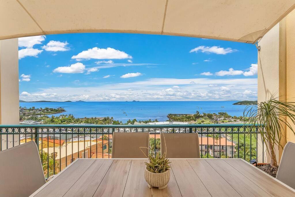 Апартаменты Aqua Vista Эйрли-Бич Экстерьер фото